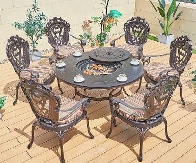 Bàn ghế ngoài trời